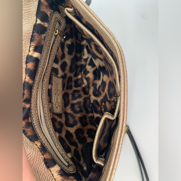 Jessica Simpson Chic Colorblock Crossbody Bag - Picture 5 of 10